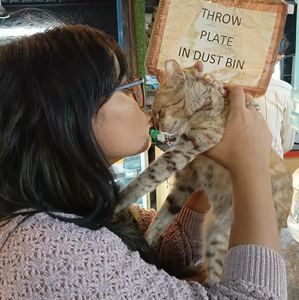 Meet your Posher, Shirini